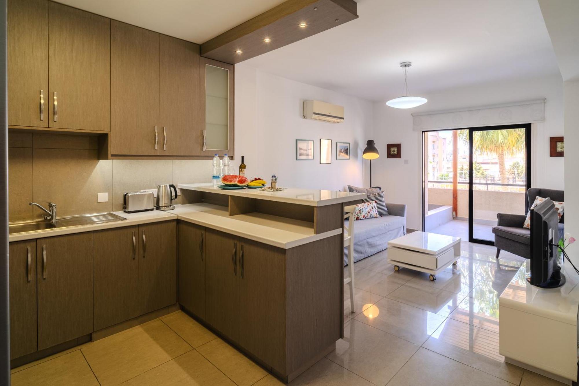 Lazaros Suite Downtown Larnaca Exterior foto